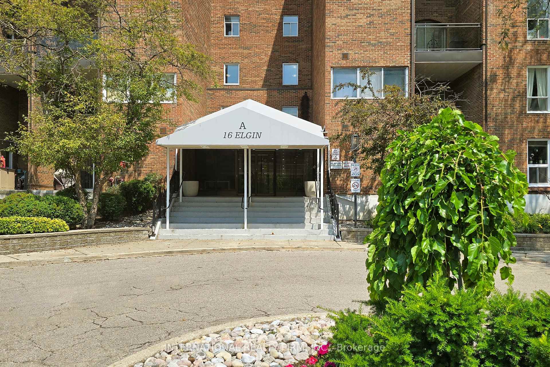Photo 57 of Unit 311, 16A Elgin Street, Markham, Thornhill — HOMEH