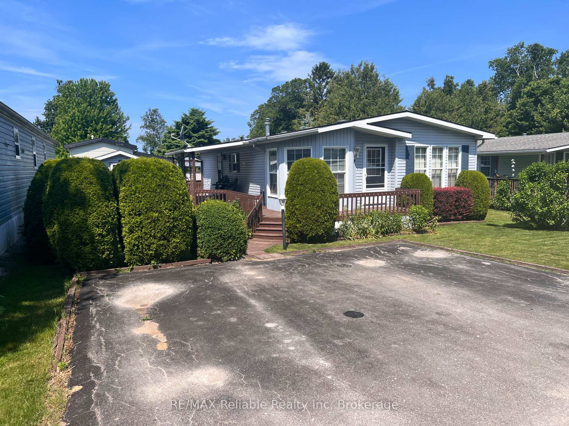 Photo 3 of 49 Cherokee Lane, Ashfield-Colborne-Wawanosh, Colborne — HOMEH