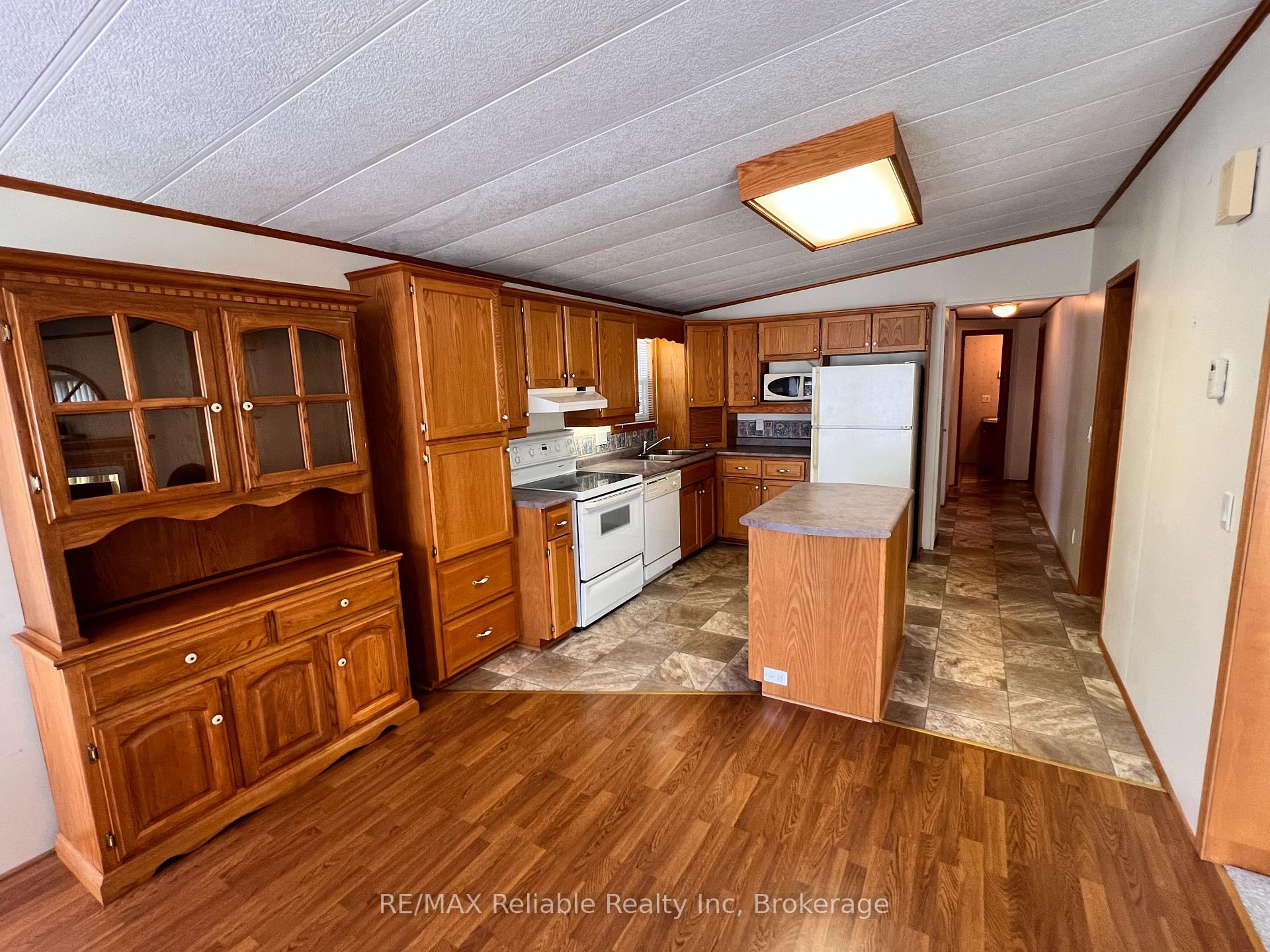 Photo 10 of 49 Cherokee Lane, Ashfield-Colborne-Wawanosh, Colborne — HOMEH