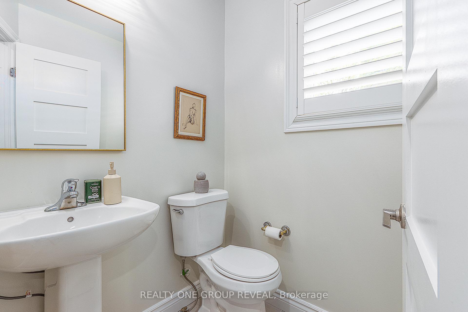 Photo 11 of 46 Chatfield Drive, Ajax, Central West — HOMEH