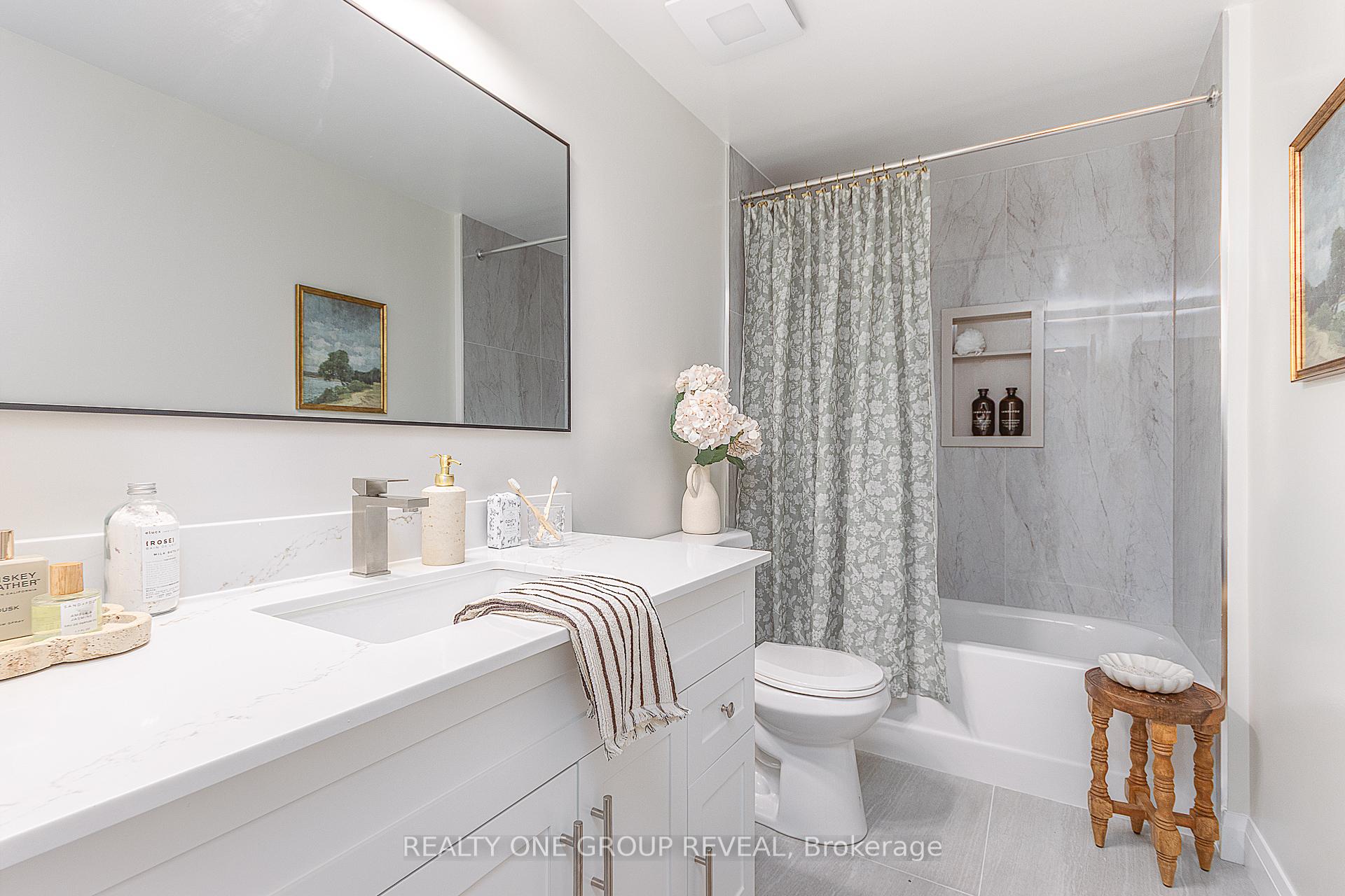 Photo 15 of 46 Chatfield Drive, Ajax, Central West — HOMEH
