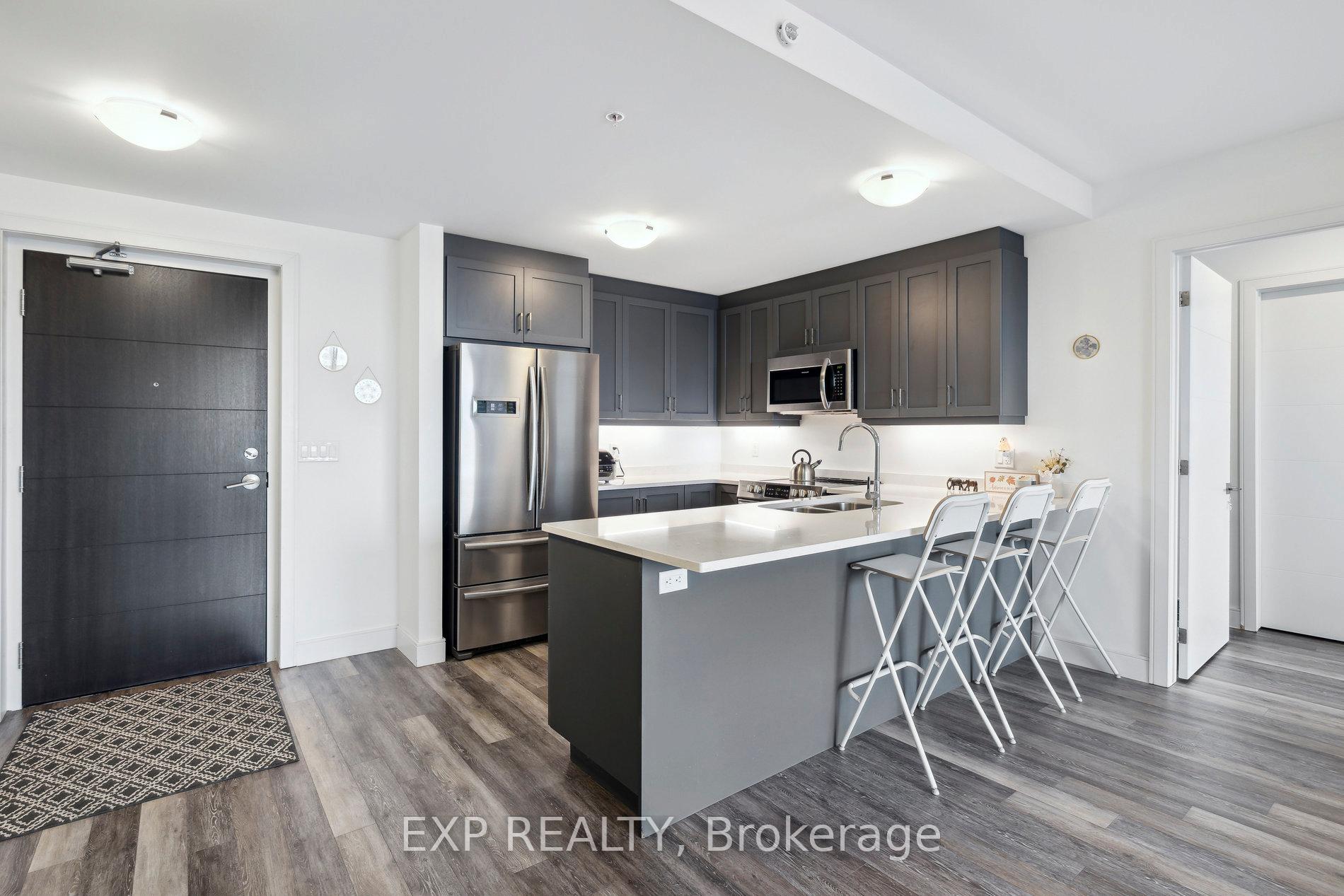 Photo 4 of 300G Fourth Avenue, St. Catharines, Ridley — HOMEH
