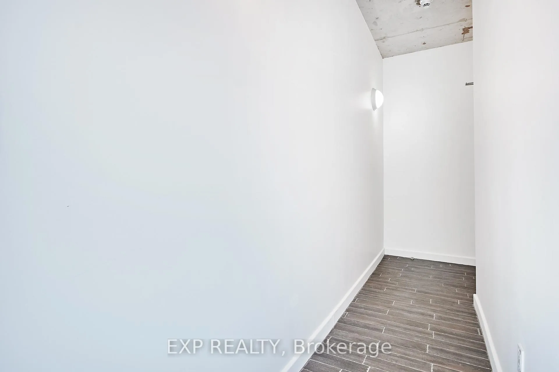 Photo 6 of Unit 606, 180 York Street, Ottawa, Lower Town/Byward Market — HOMEH