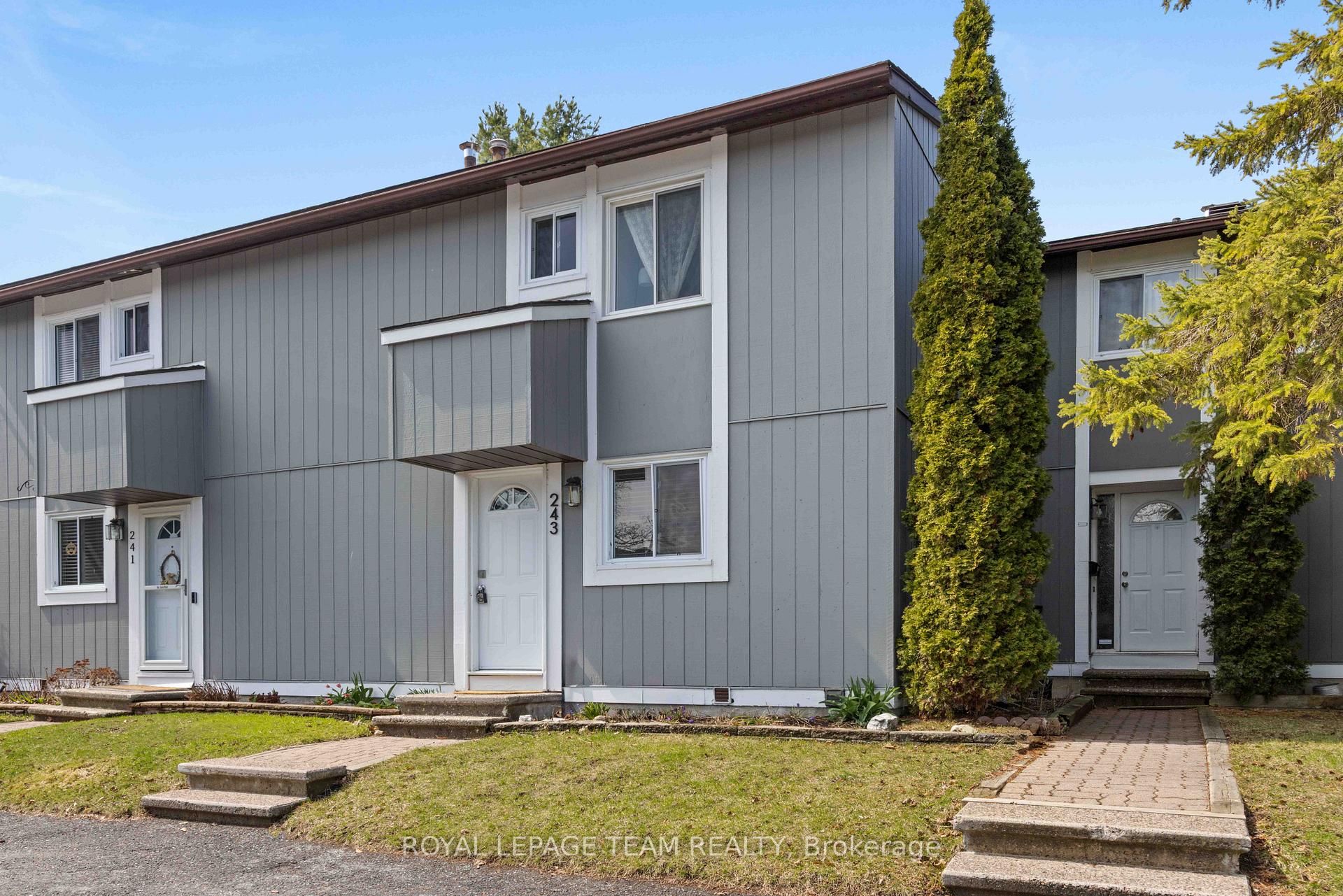 Front of Unit 33, 243 Thistledown Court