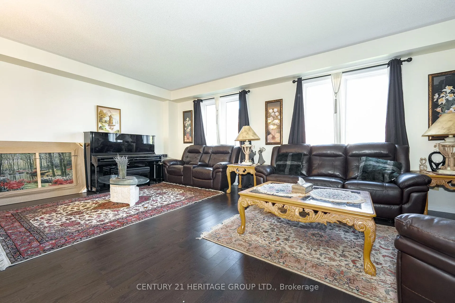 Photo 7 of 18 Orchid Road, Markham, Commerce Valley — HOMEH