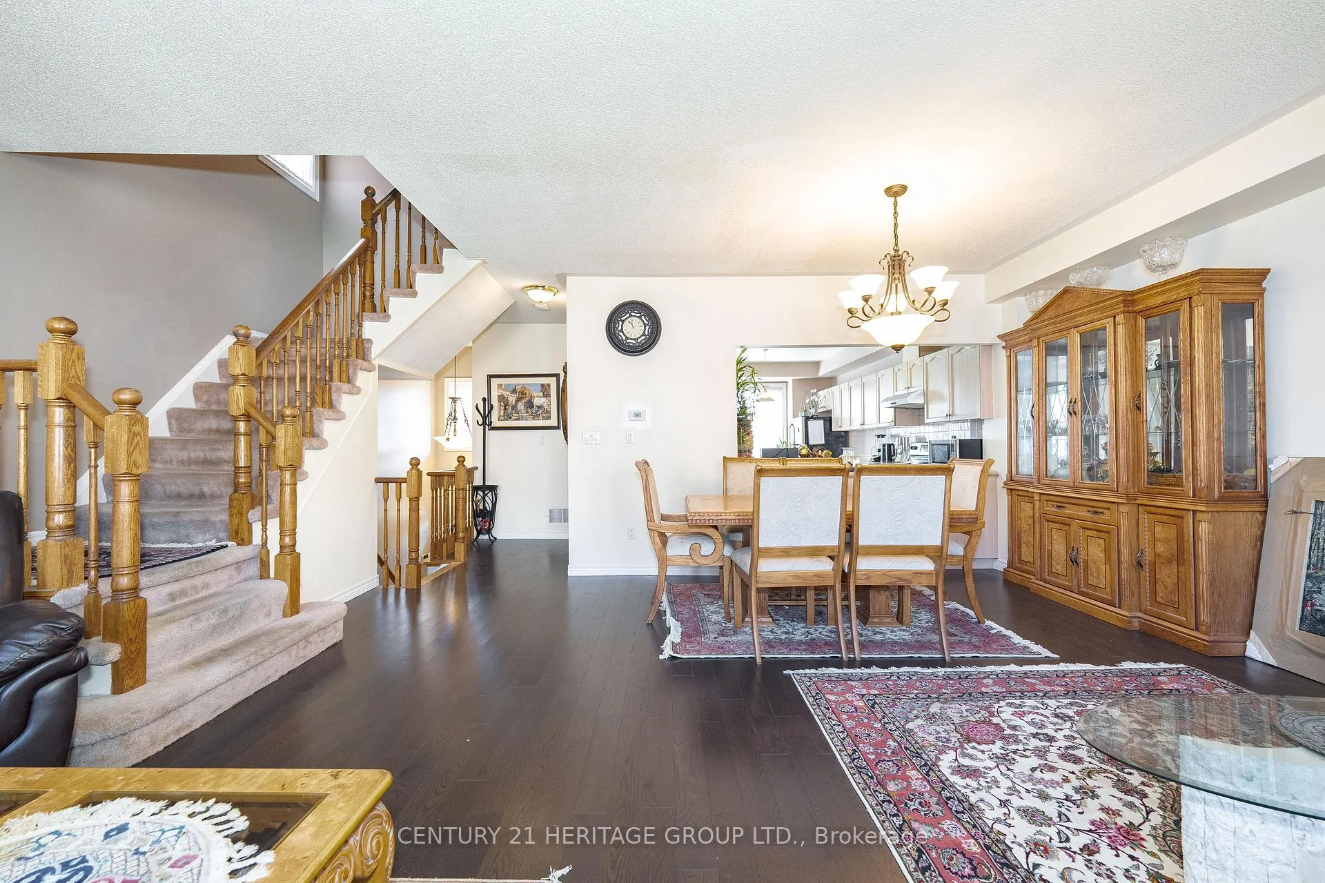 Photo 10 of 18 Orchid Road, Markham, Commerce Valley — HOMEH