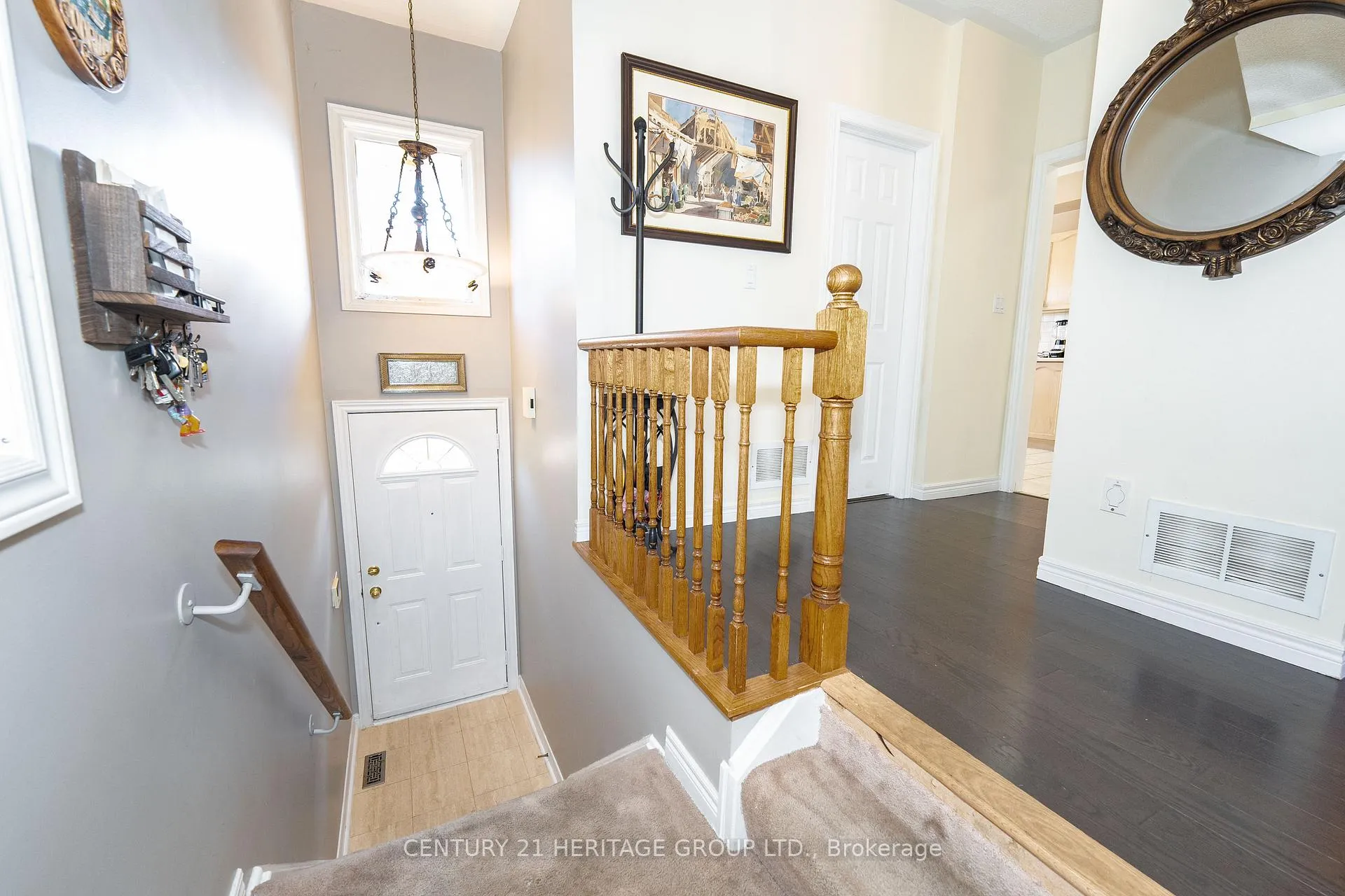Photo 13 of 18 Orchid Road, Markham, Commerce Valley — HOMEH