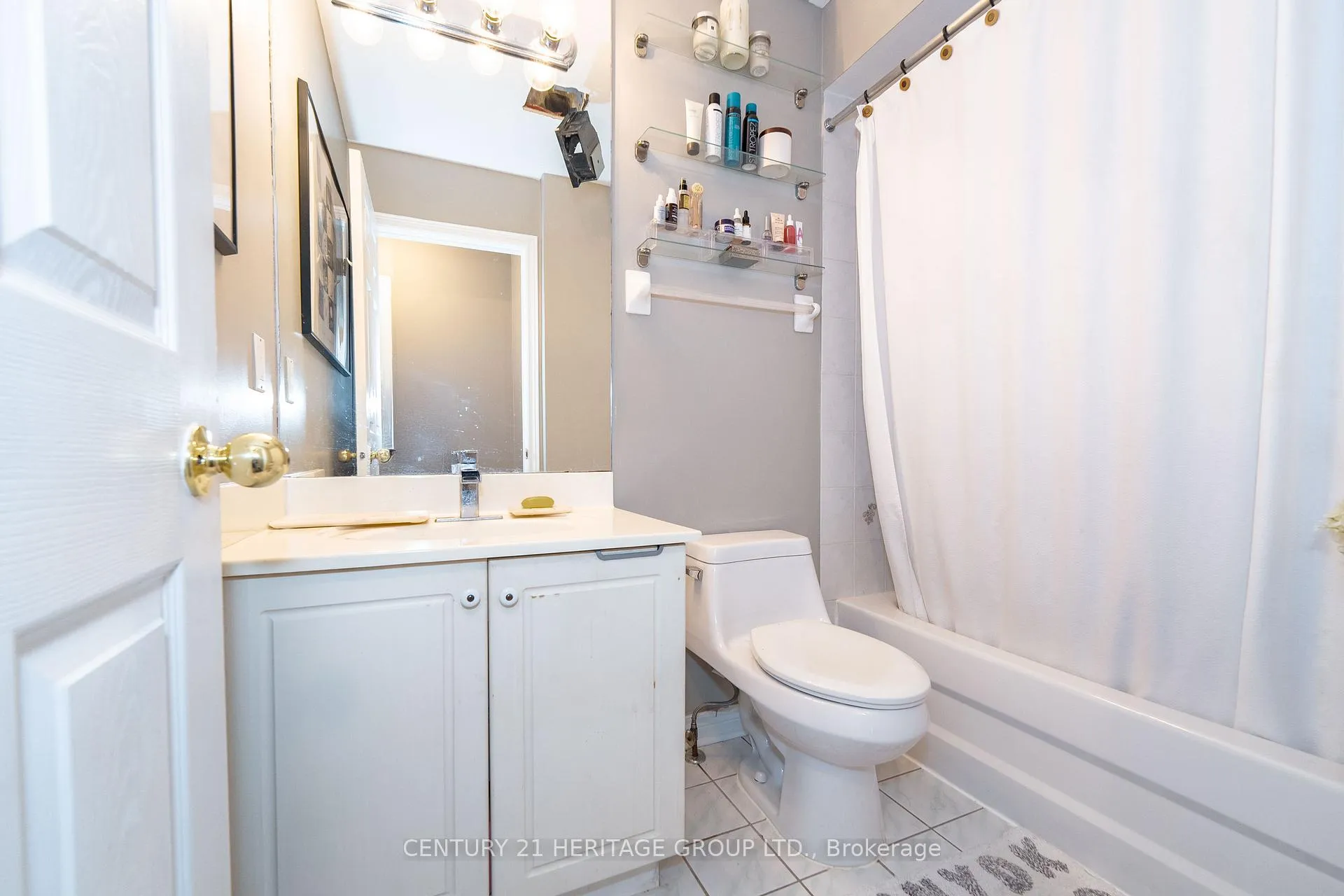 Photo 27 of 18 Orchid Road, Markham, Commerce Valley — HOMEH