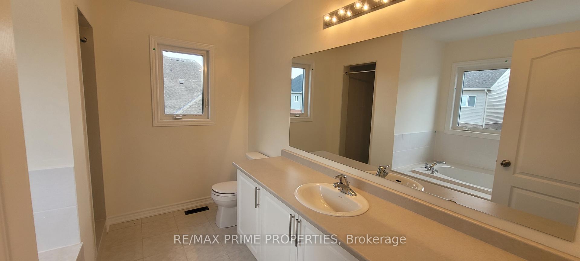 Photo 11 of 9 Grieves Street, Georgina — HOMEH