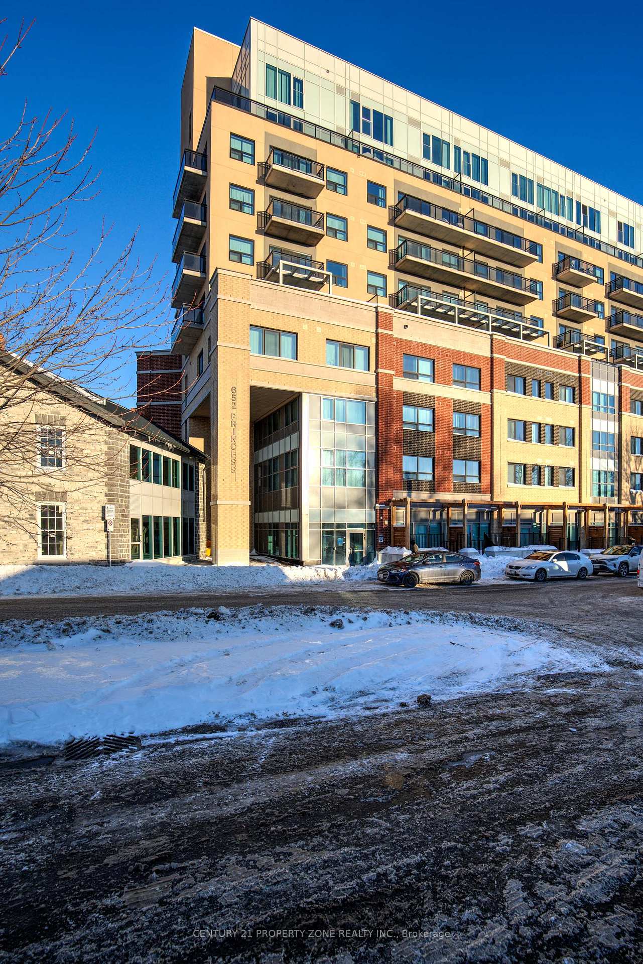 Photo 29 of Unit 413, 652 Princess Street, Kingston, Central City East — HOMEH