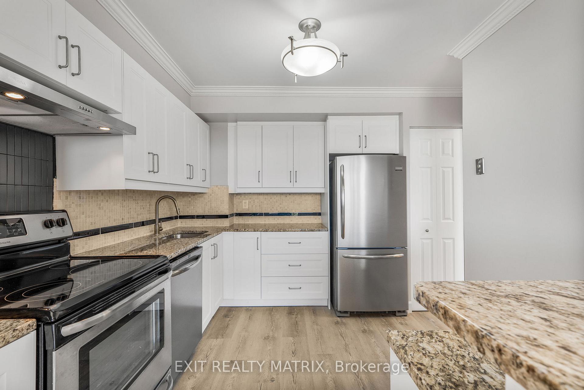 Photo 5 of Unit 705, 2759 Carousel Crescent, Ottawa, Emerald Woods/Sawmill Creek — HOMEH