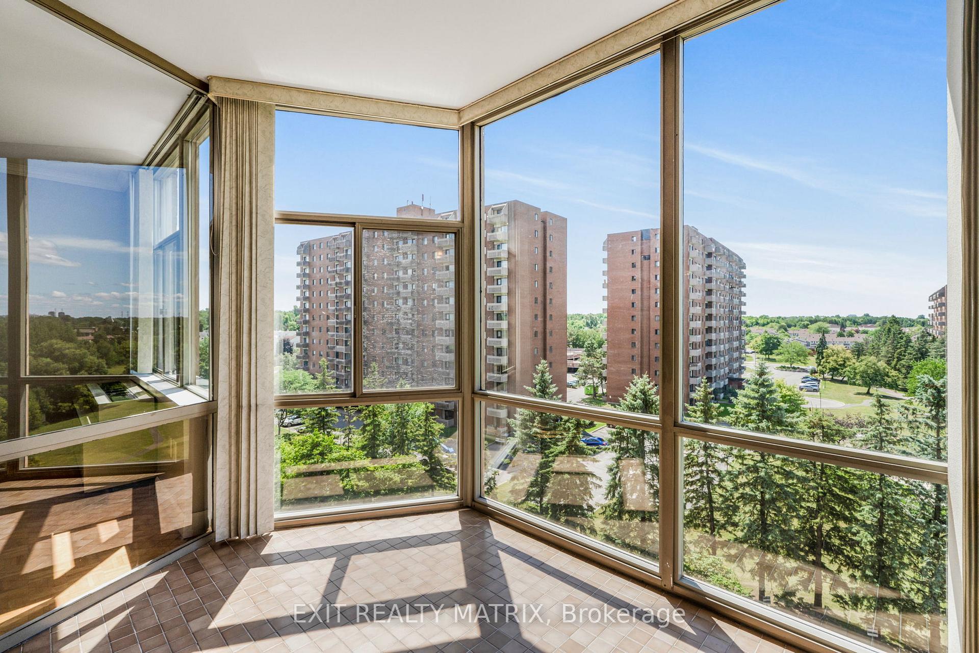 Photo 13 of Unit 705, 2759 Carousel Crescent, Ottawa, Emerald Woods/Sawmill Creek — HOMEH