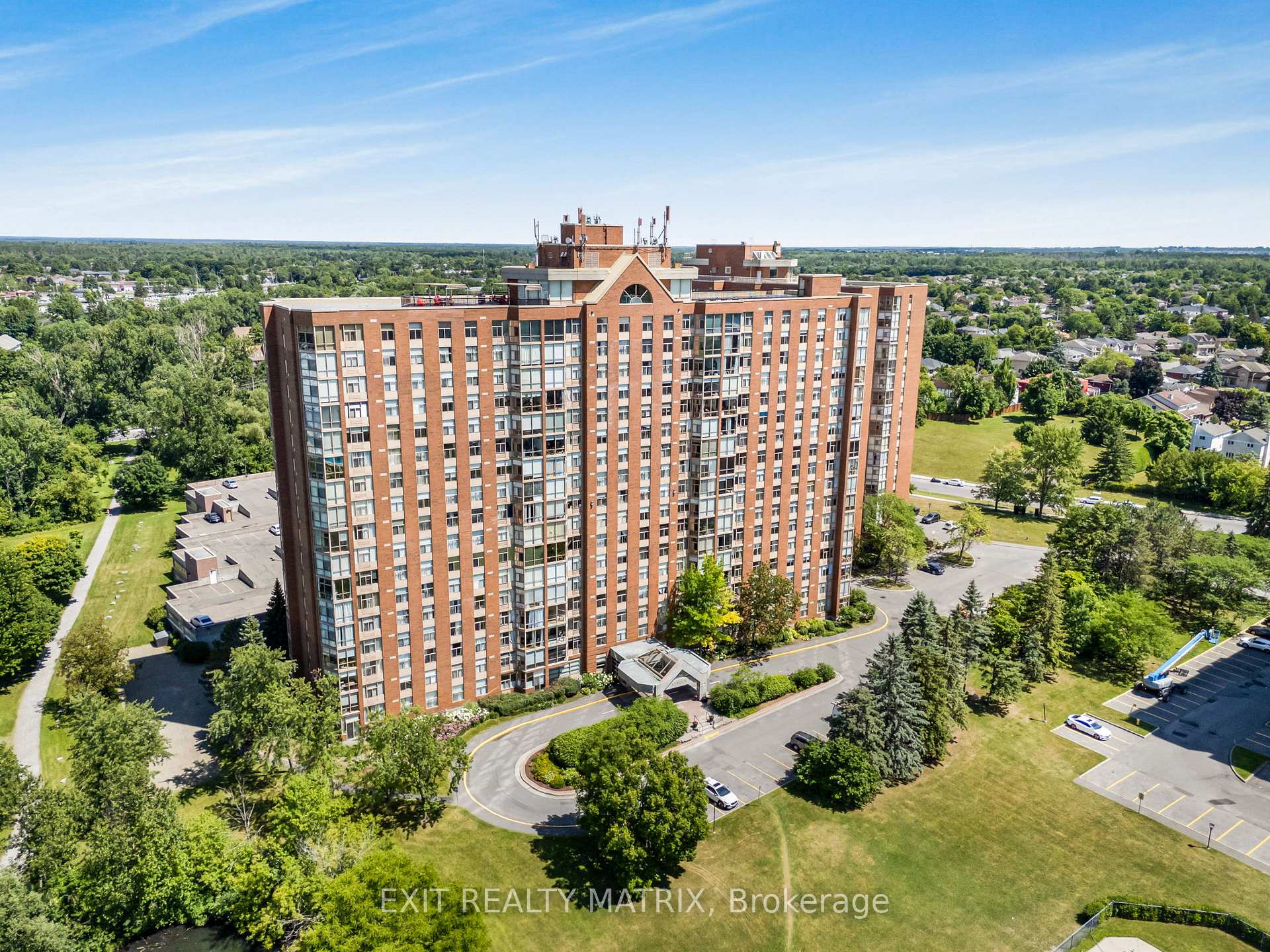 Photo 35 of Unit 705, 2759 Carousel Crescent, Ottawa, Emerald Woods/Sawmill Creek — HOMEH