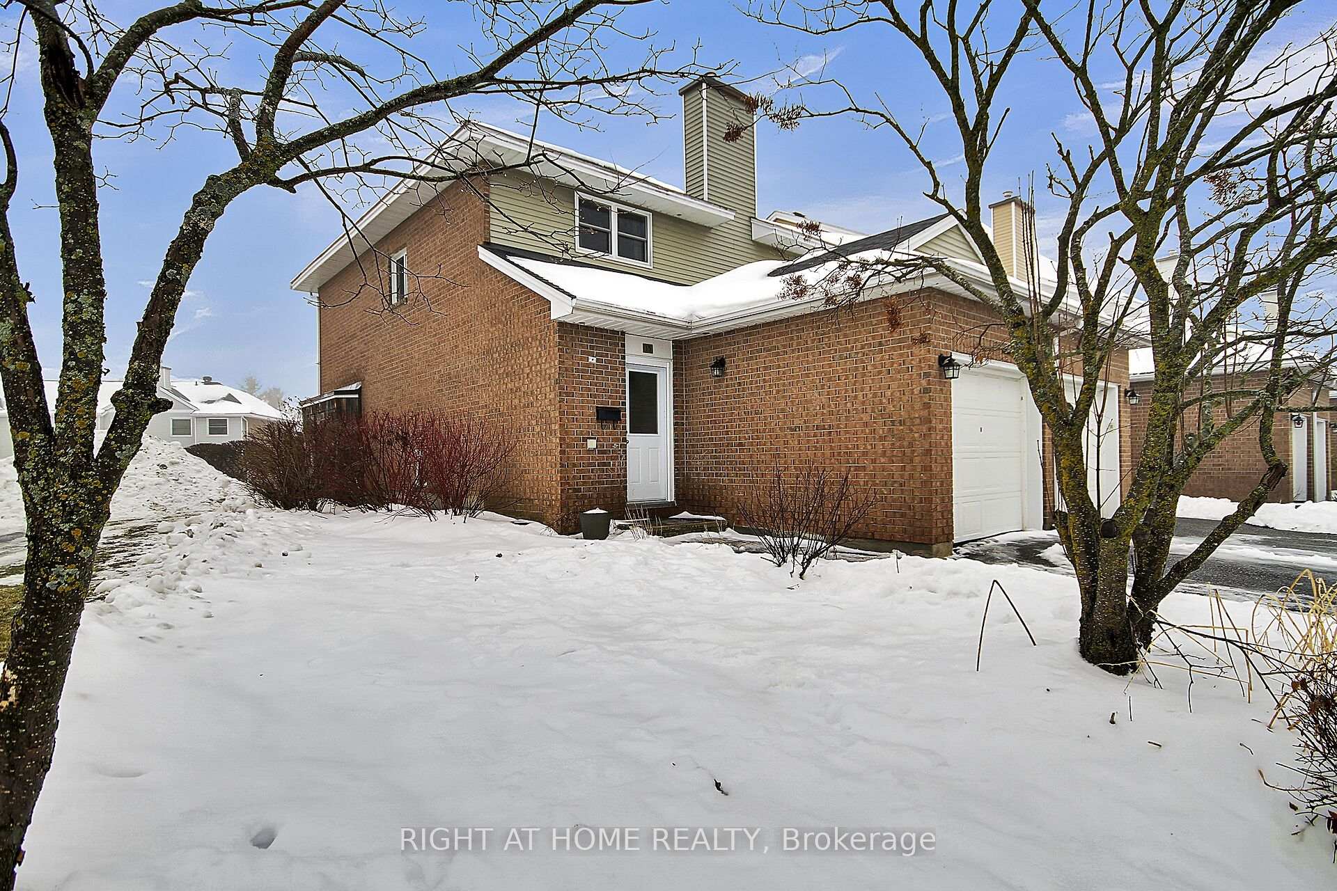 Photo 1 of 15 Bentbrook Crescent, Ottawa, Barrhaven - Heritage Park — HOMEH