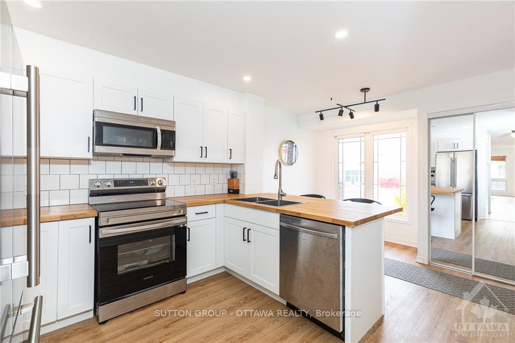 Photo 5 of 154 Chapman Mills Drive, Ottawa, Barrhaven - Strandherd — HOMEH