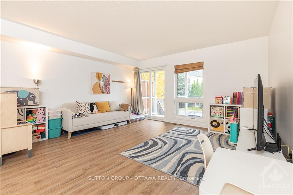 Photo 10 of 154 Chapman Mills Drive, Ottawa, Barrhaven - Strandherd — HOMEH