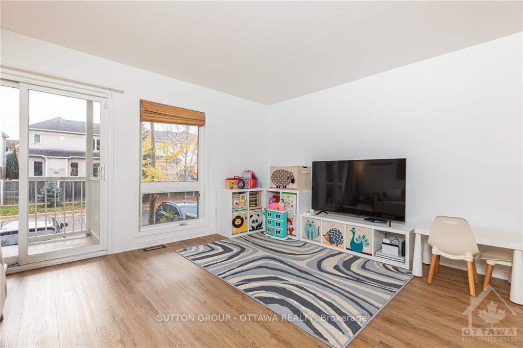 Photo 11 of 154 Chapman Mills Drive, Ottawa, Barrhaven - Strandherd — HOMEH