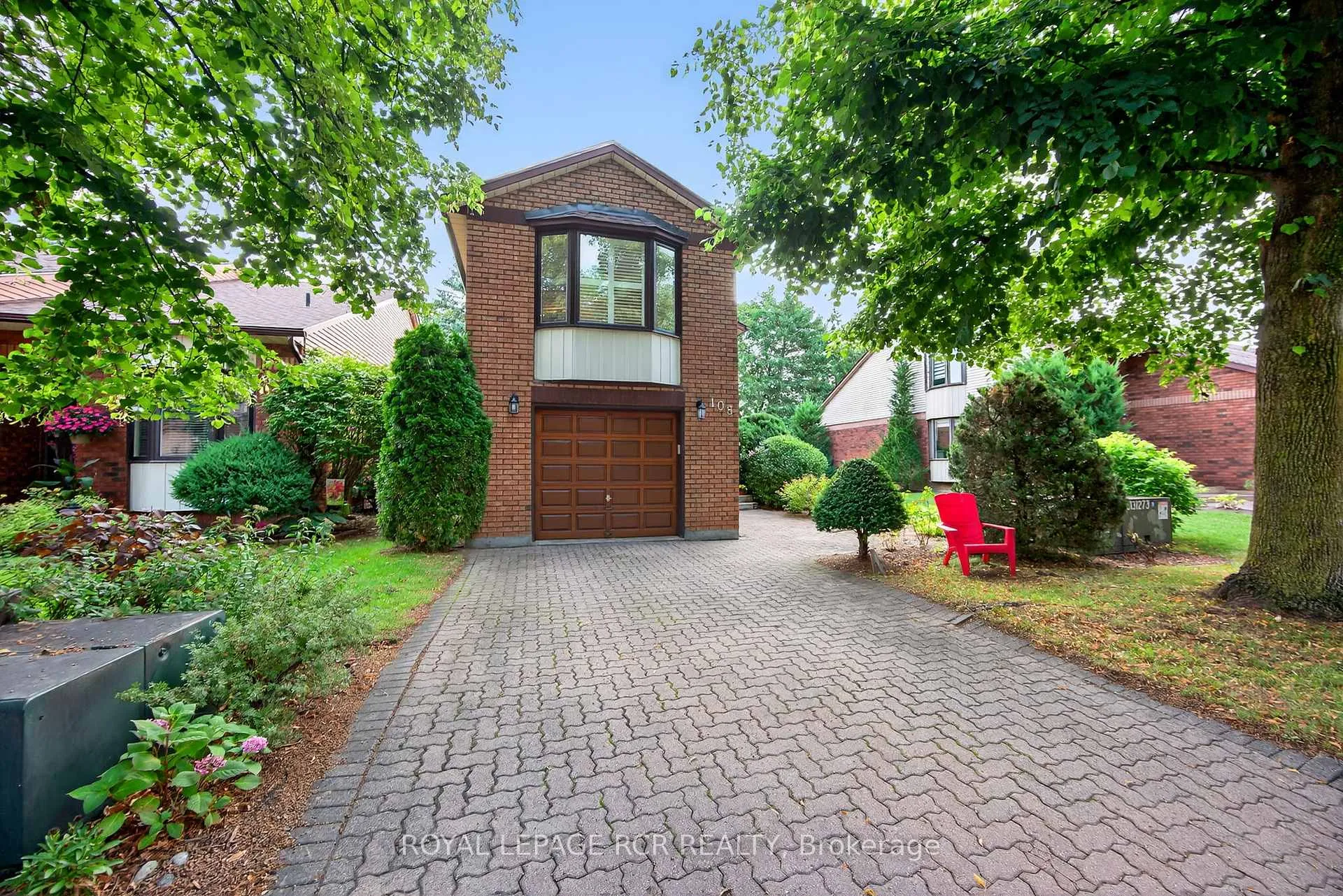 Front of 108 Green Briar Road
