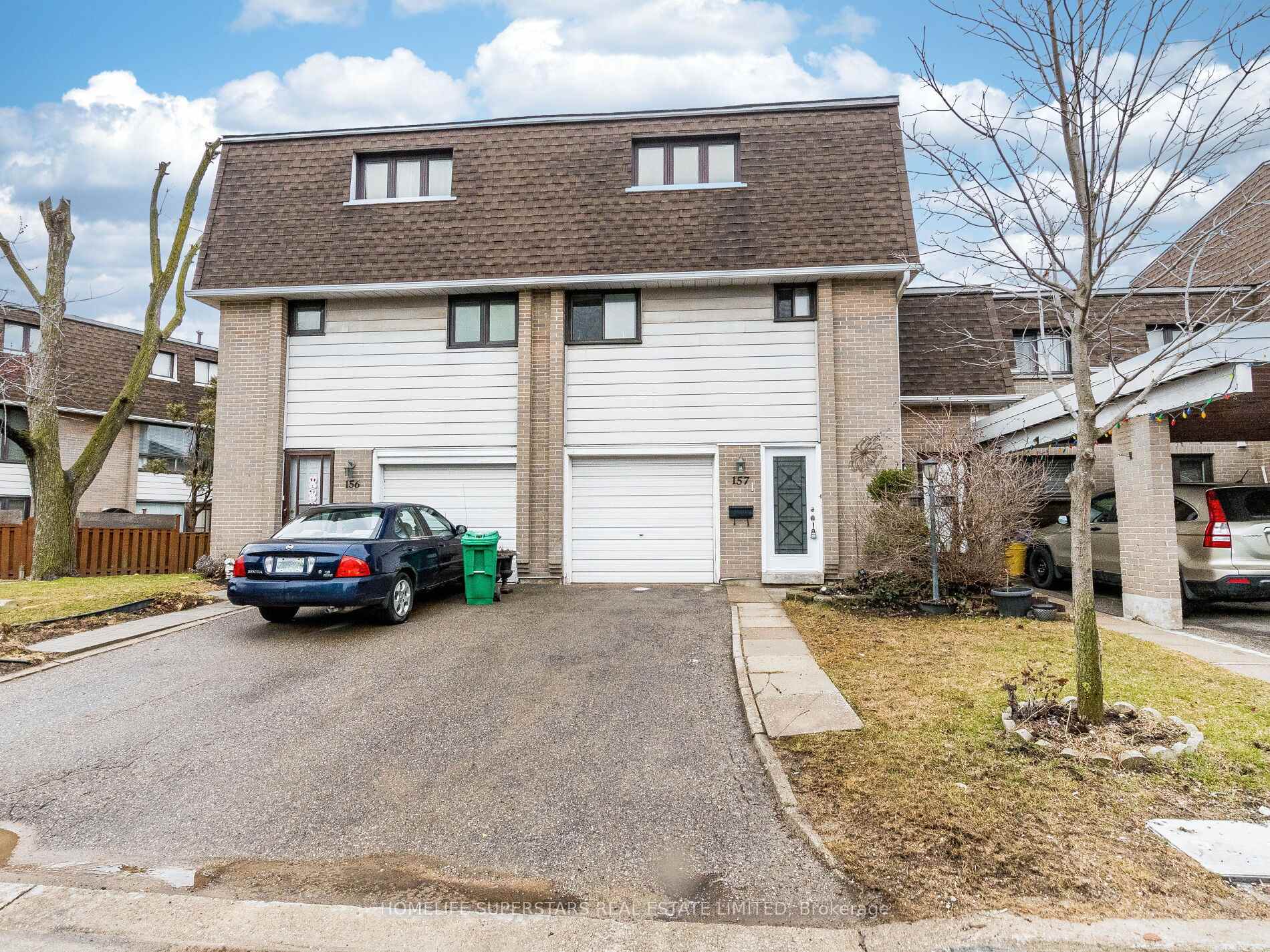 Front of Unit 157, 475 Bramalea Road