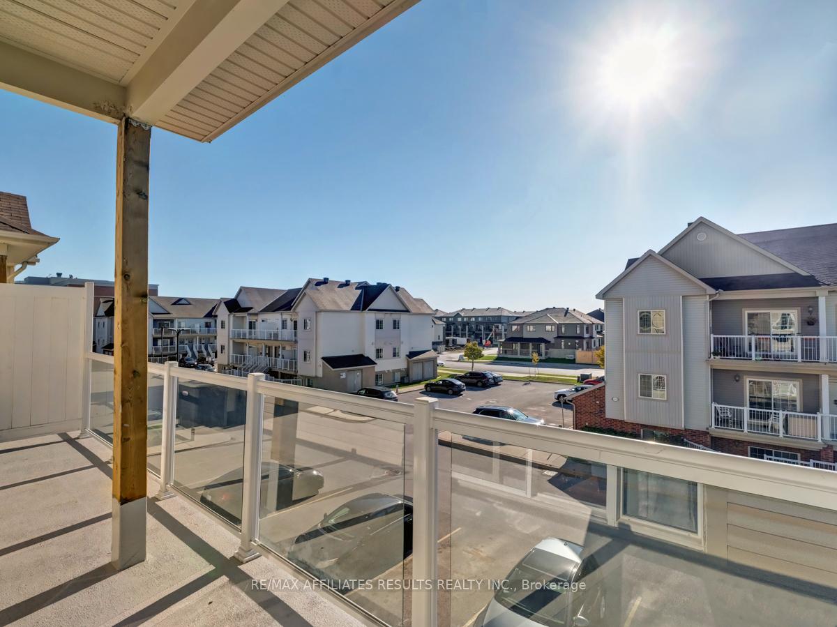 Photo 26 of Unit C, 107 Artesa, Ottawa, Kanata - Emerald Meadows/Trailwest — HOMEH