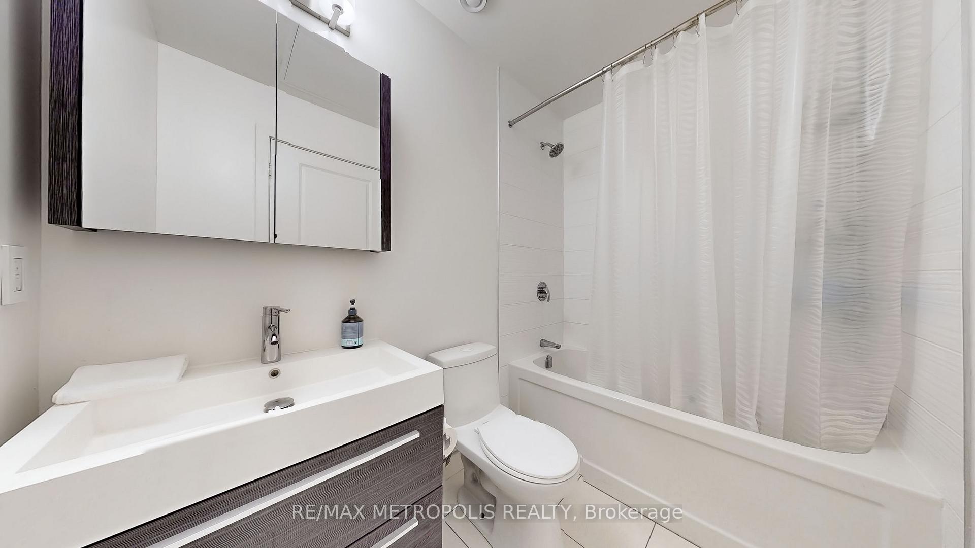 Photo 17 of Unit 614, 180 Enterprise Boulevard, Markham, Unionville — HOMEH