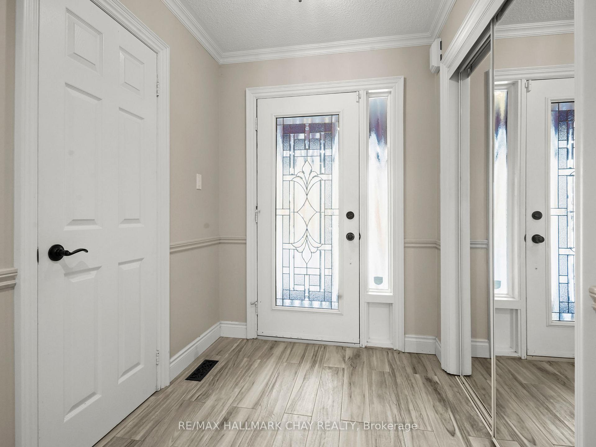 Photo 8 of 186 Green Briar Road, New Tecumseth, Rural New Tecumseth — HOMEH