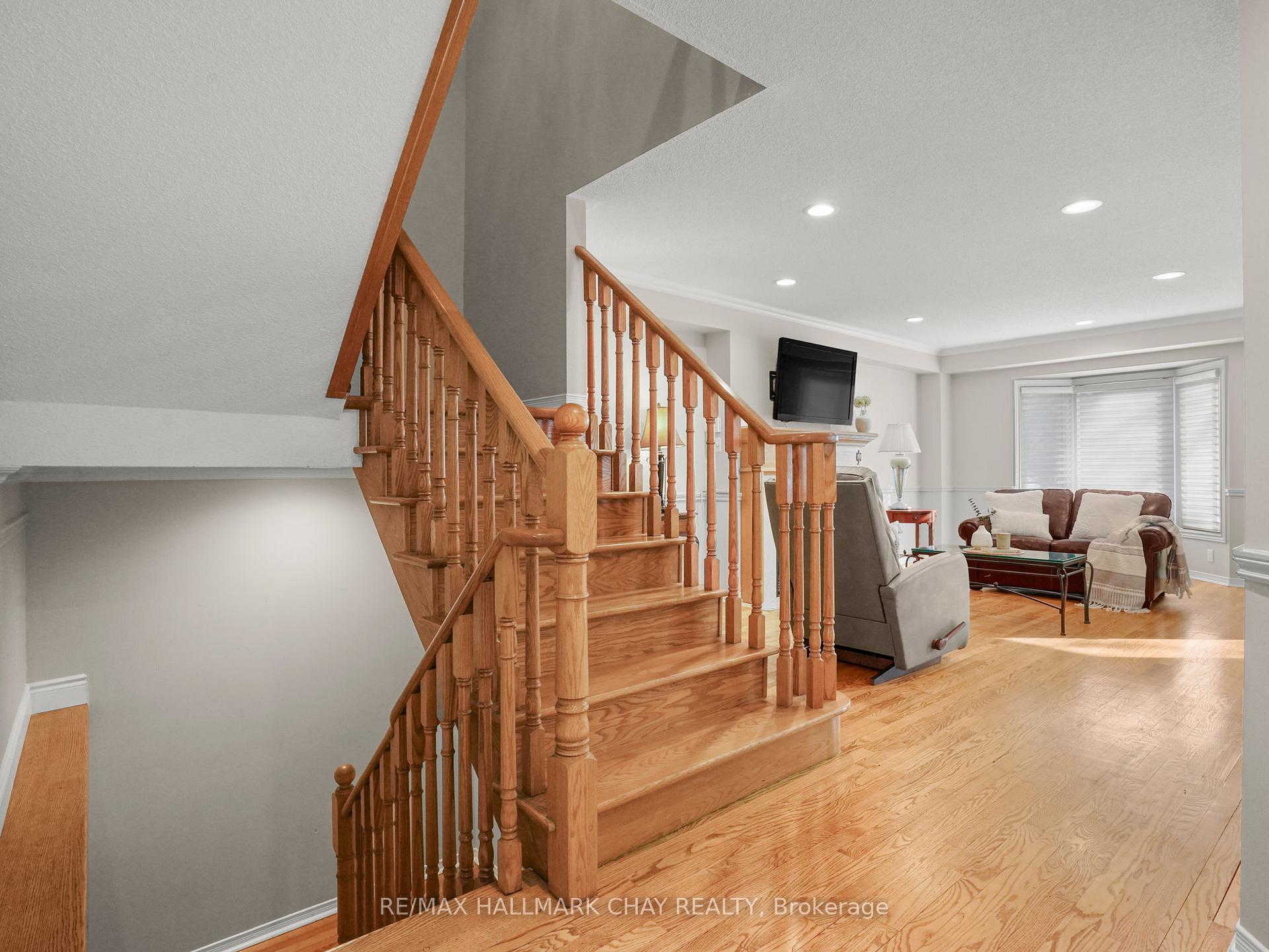 Photo 21 of 186 Green Briar Road, New Tecumseth, Rural New Tecumseth — HOMEH