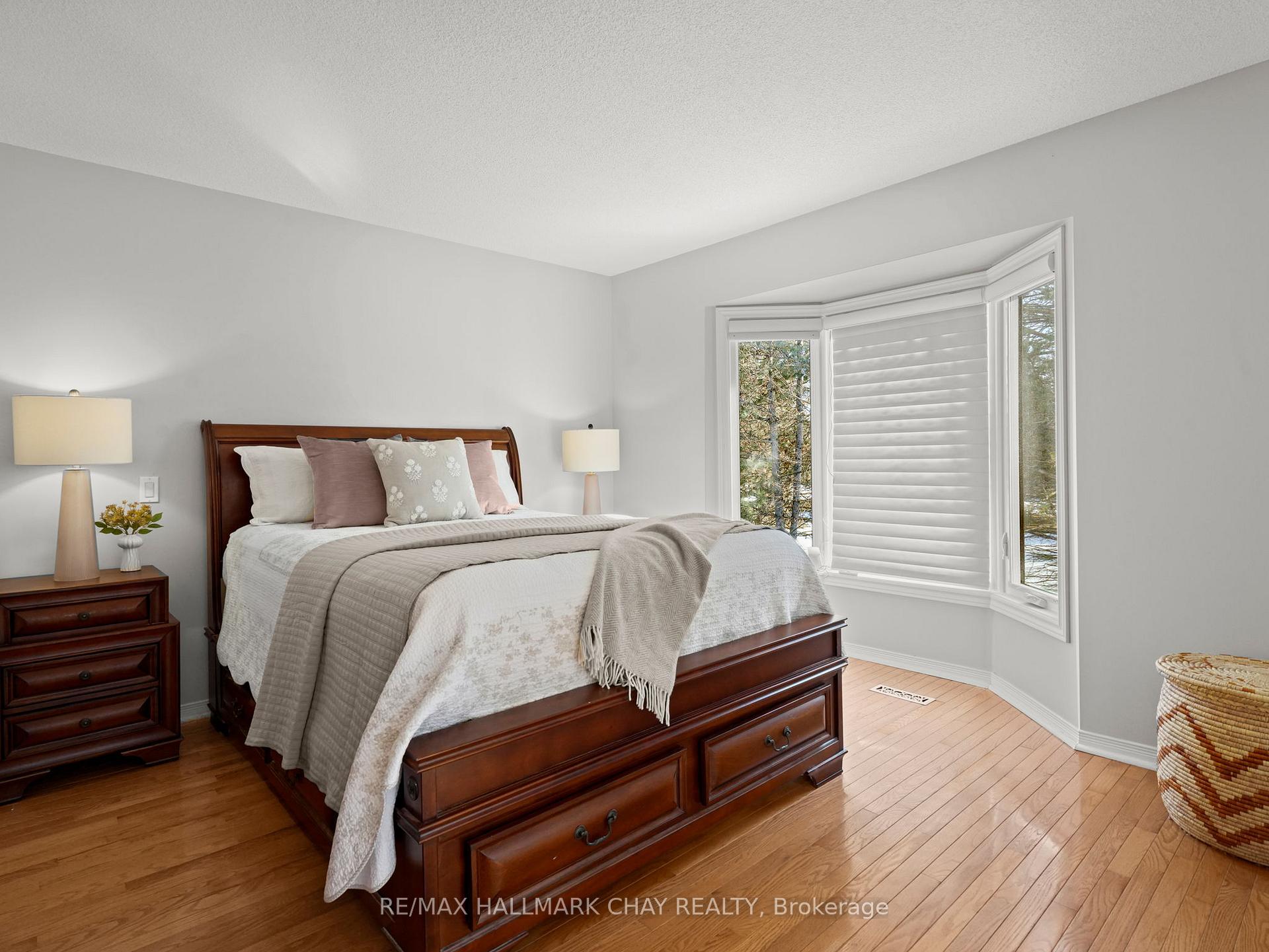Photo 30 of 186 Green Briar Road, New Tecumseth, Rural New Tecumseth — HOMEH