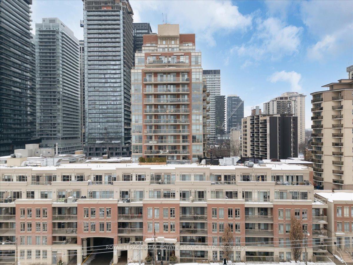 Photo 1 of Unit 1108, 900 Mount Pleasant Road, Toronto, Mount Pleasant West — HOMEH
