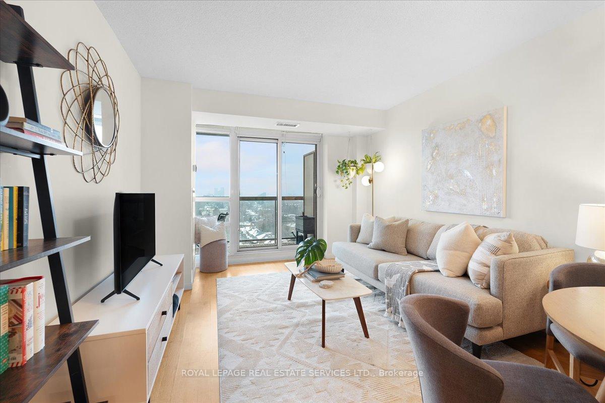 Photo 15 of Unit 1108, 900 Mount Pleasant Road, Toronto, Mount Pleasant West — HOMEH