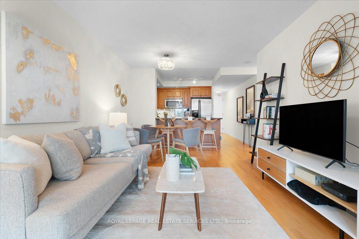 Photo 18 of Unit 1108, 900 Mount Pleasant Road, Toronto, Mount Pleasant West — HOMEH