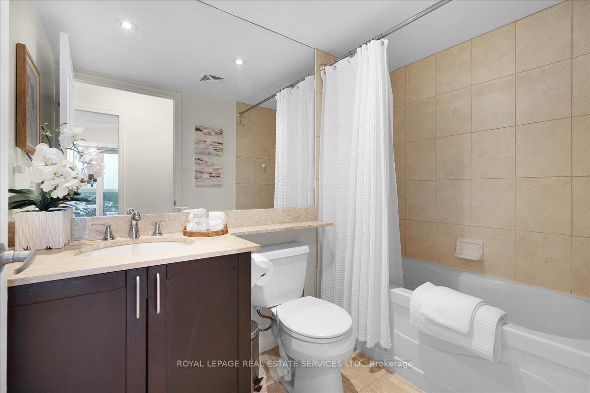Photo 23 of Unit 1108, 900 Mount Pleasant Road, Toronto, Mount Pleasant West — HOMEH