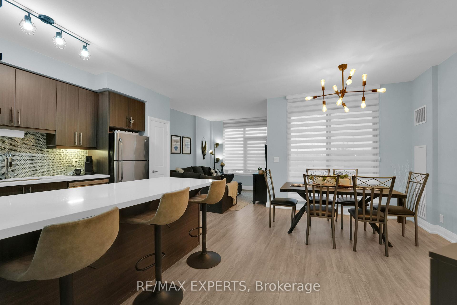 Photo 1 of Unit 202, 12 Woodstream Boulevard, Vaughan, Vaughan Grove — HOMEH
