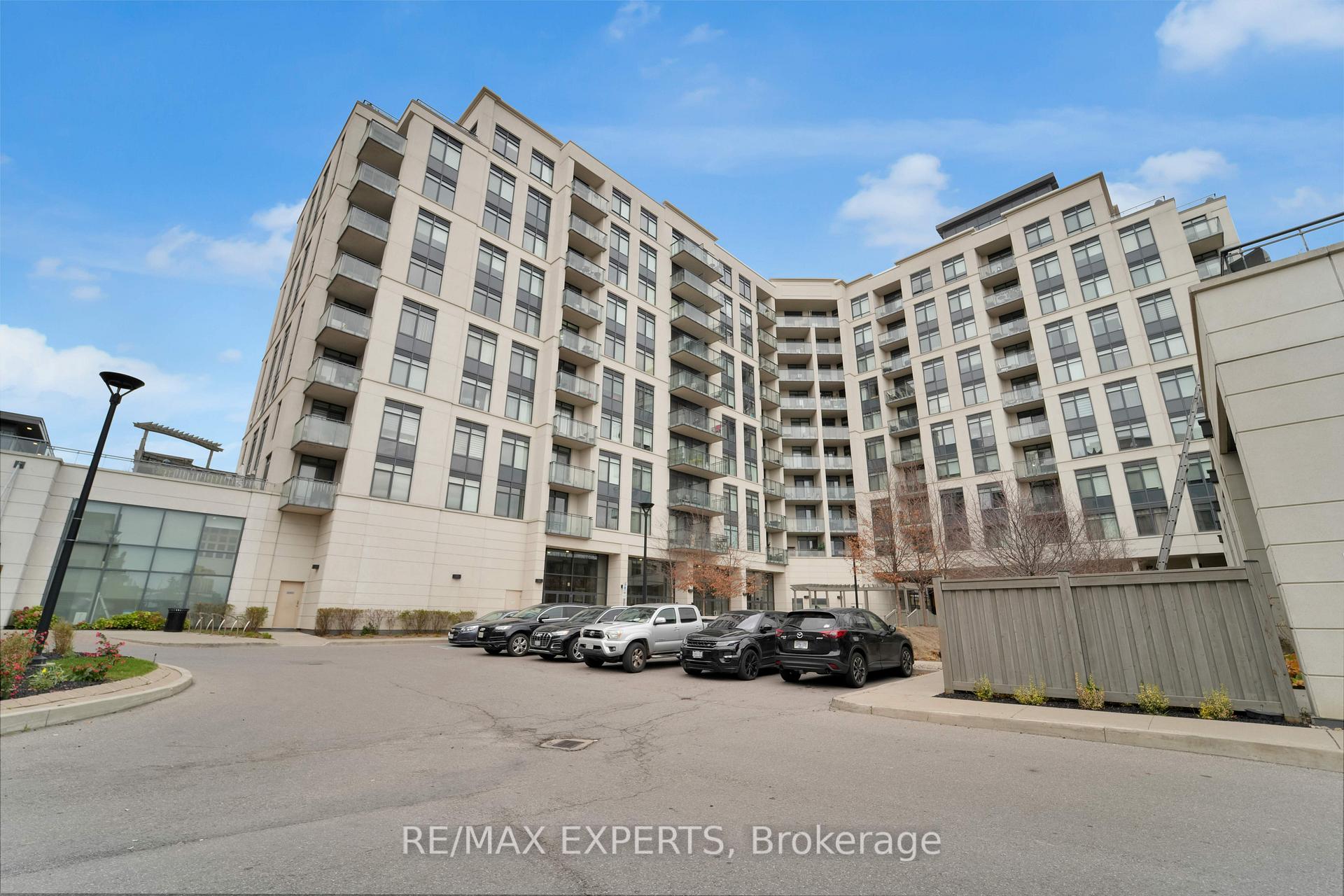 Photo 2 of Unit 202, 12 Woodstream Boulevard, Vaughan, Vaughan Grove — HOMEH