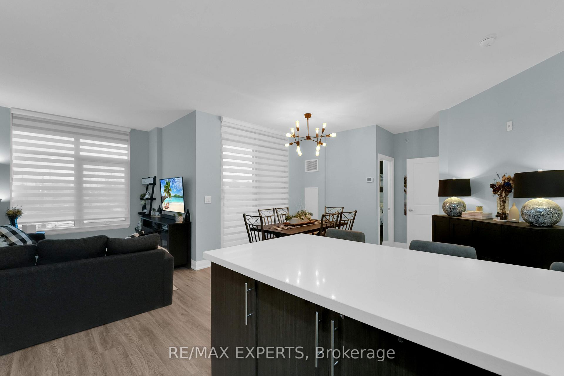 Photo 10 of Unit 202, 12 Woodstream Boulevard, Vaughan, Vaughan Grove — HOMEH