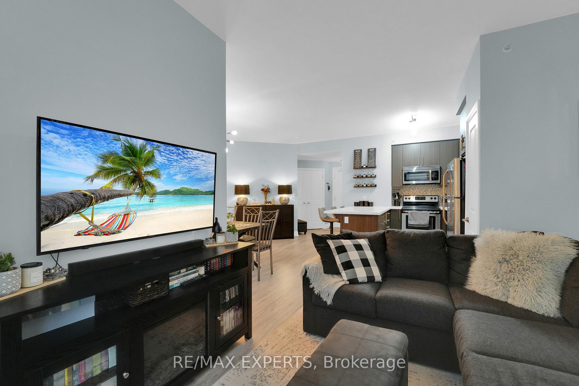 Photo 14 of Unit 202, 12 Woodstream Boulevard, Vaughan, Vaughan Grove — HOMEH