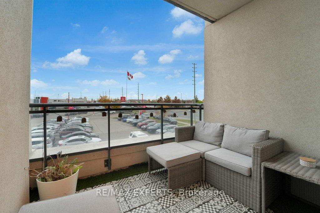 Photo 20 of Unit 202, 12 Woodstream Boulevard, Vaughan, Vaughan Grove — HOMEH