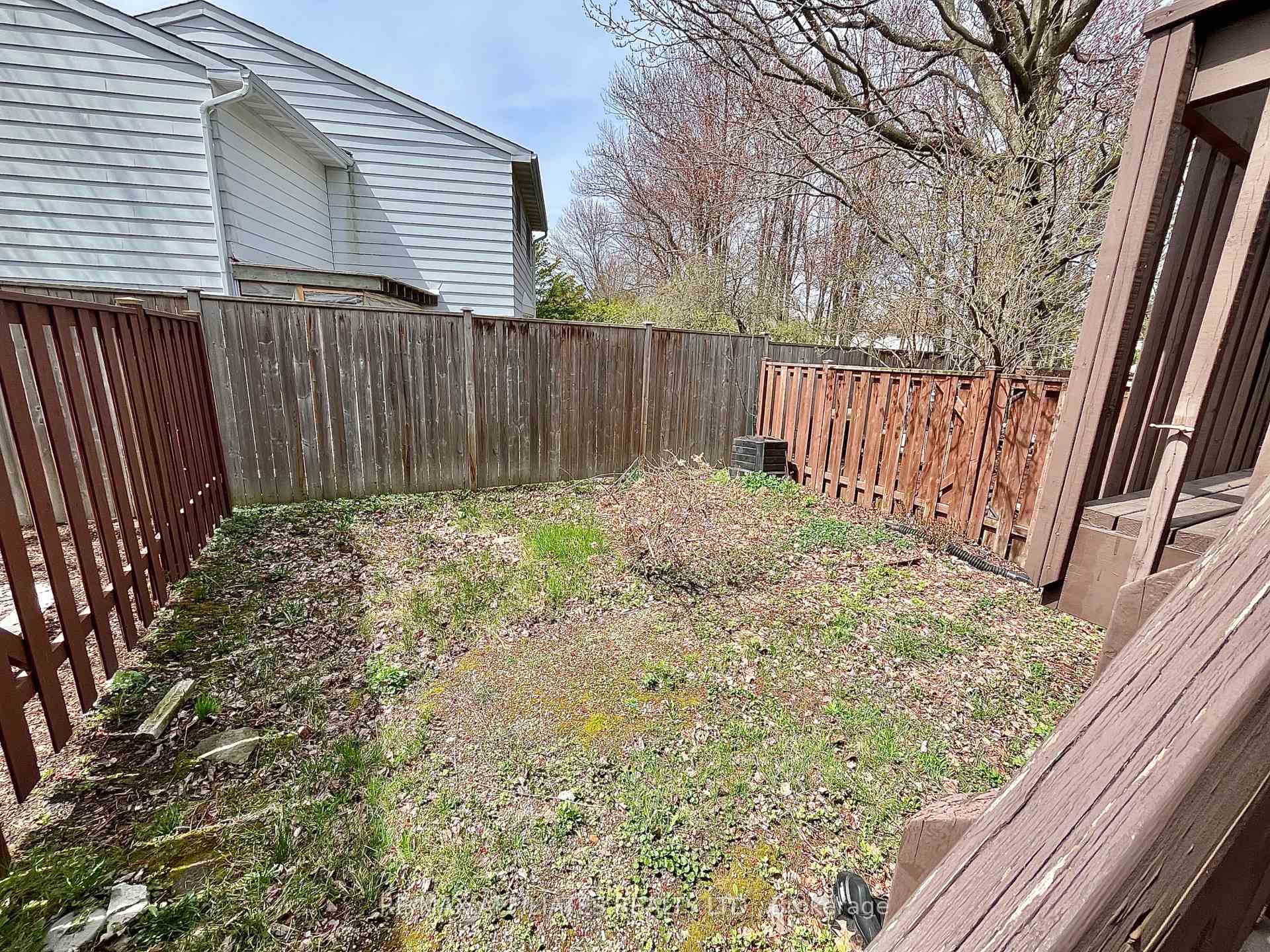 Photo 20 of 77B Glen Park Drive, Ottawa, Blackburn Hamlet (South) — HOMEH