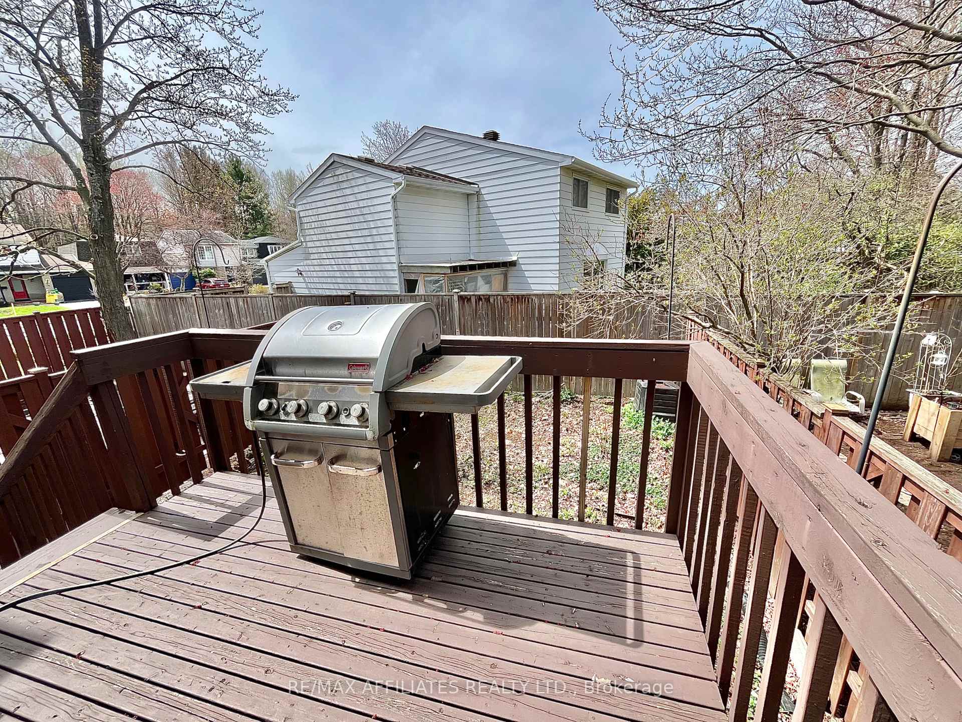 Photo 22 of 77B Glen Park Drive, Ottawa, Blackburn Hamlet (South) — HOMEH