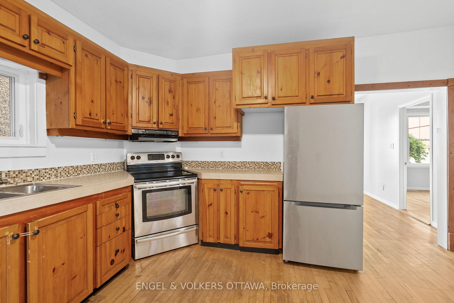Photo 8 of 31 Morris Street, Ottawa, Glebe — HOMEH