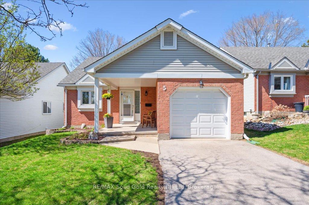 Photo 1 of 5 Quinte Crescent, Kitchener — HOMEH