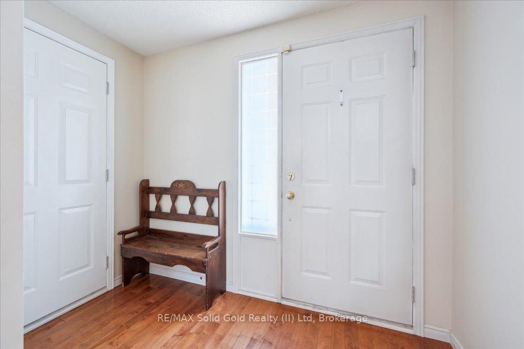 Photo 5 of 5 Quinte Crescent, Kitchener — HOMEH
