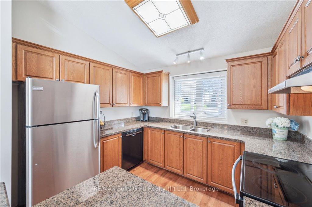 Photo 16 of 5 Quinte Crescent, Kitchener — HOMEH