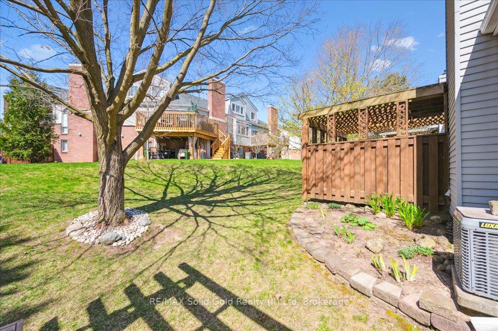 Photo 36 of 5 Quinte Crescent, Kitchener — HOMEH