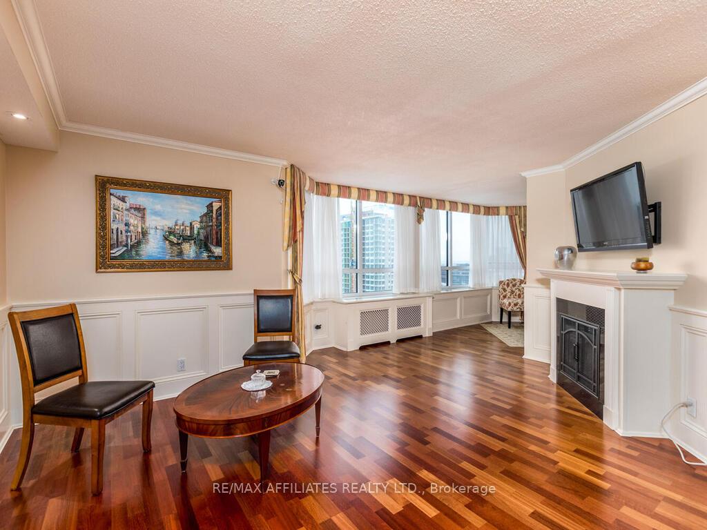 Photo 11 of Unit 914, 80 Sandcastle Drive, Ottawa, Leslie Park — HOMEH
