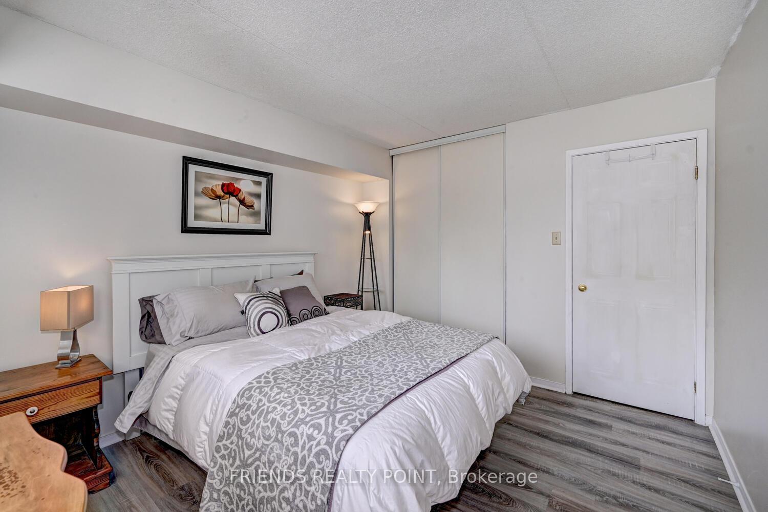 Photo 28 of Unit 1, 3085 Kingsway Drive, Kitchener, Vanier - Kitchener — HOMEH