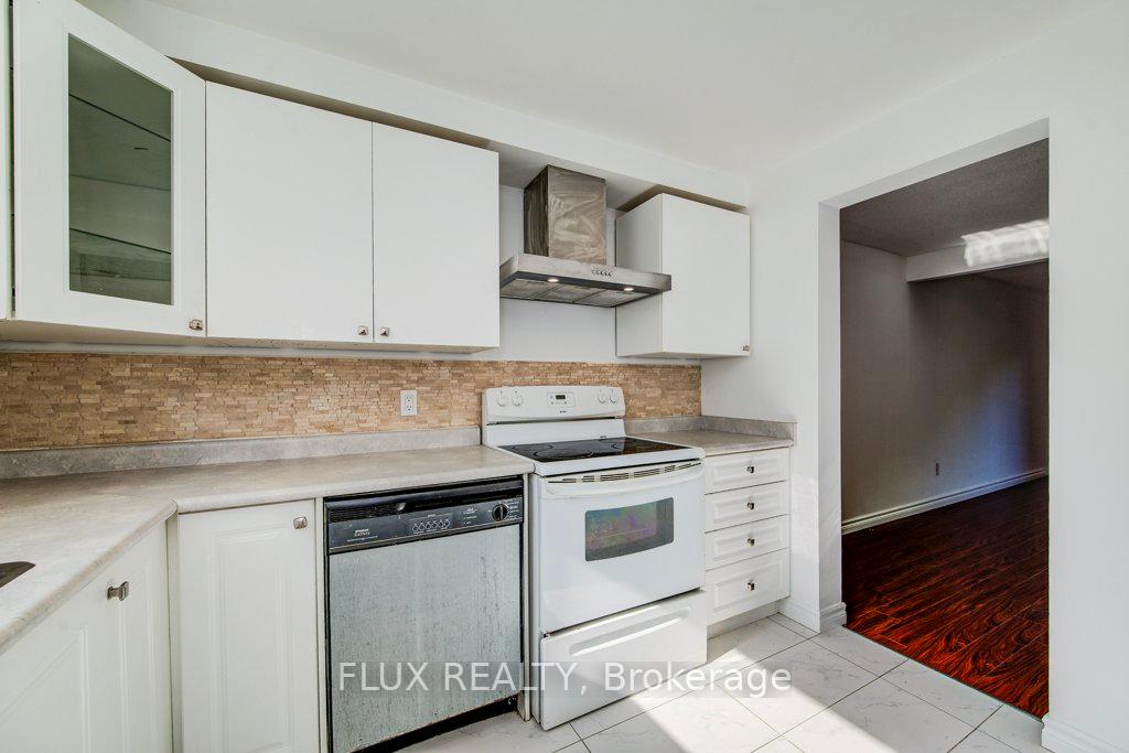 Photo 13 of Unit 48, 539 Willow Road, Guelph, Willow West/Sugarbush/West Acres — HOMEH