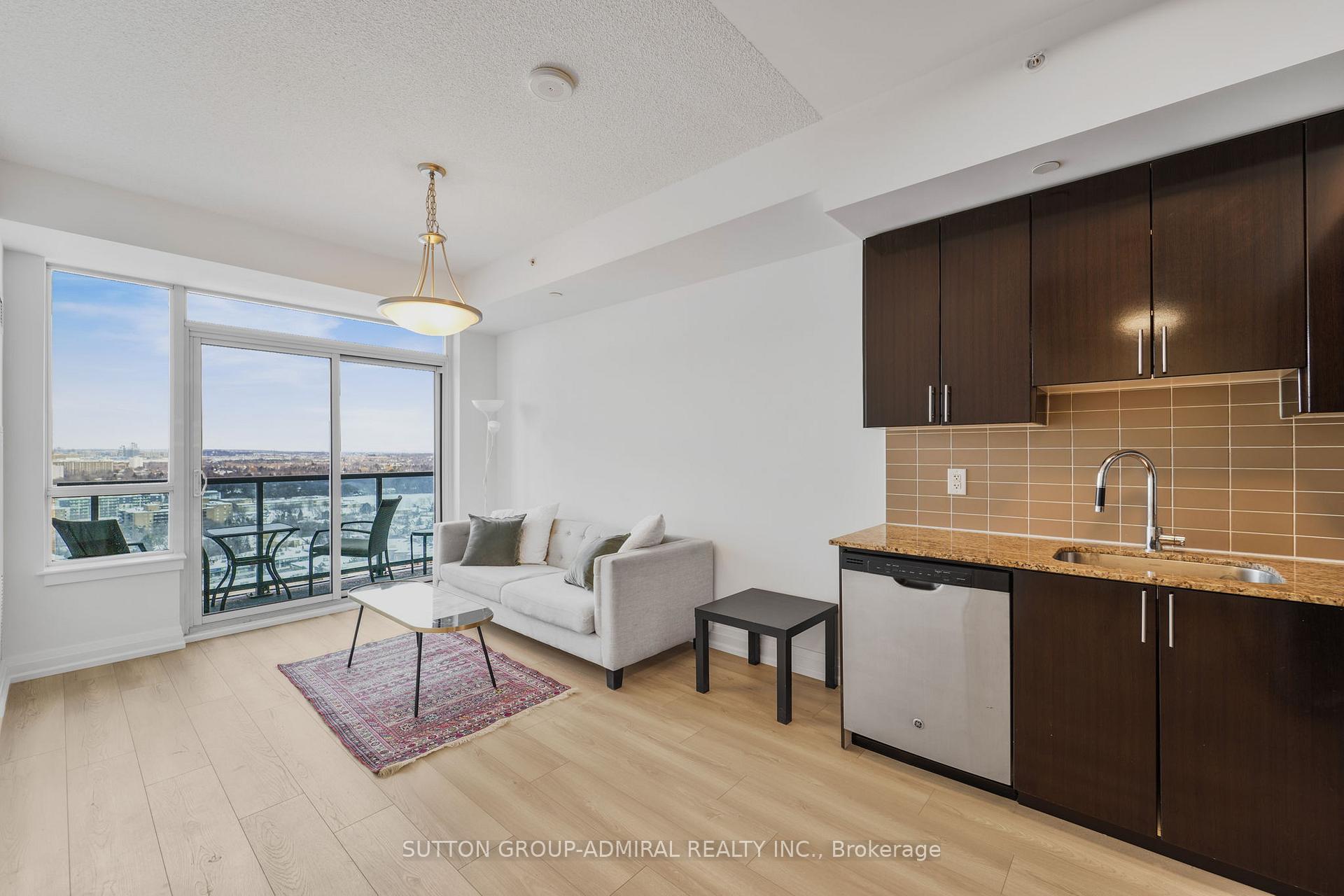 Photo 32 of Unit 1415, 7165 Yonge Street, Markham, Grandview — HOMEH