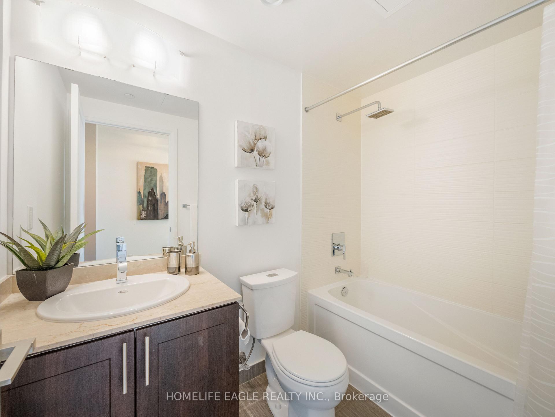 Photo 10 of Unit 725, 7161 Yonge Street, Markham, Grandview — HOMEH