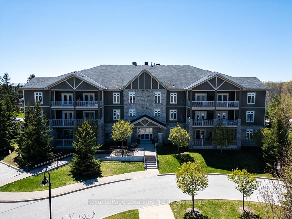 Front of Unit 203, 25 Beaver Street S